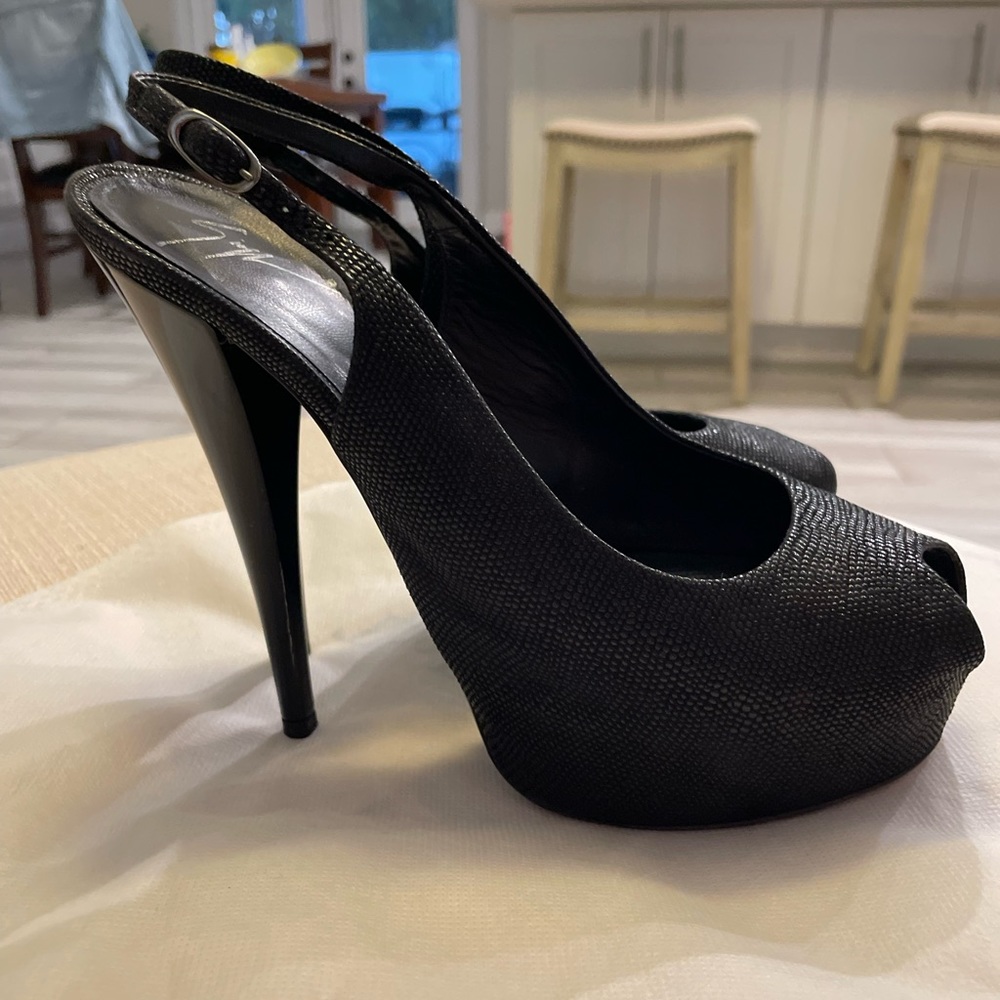 Giuseppe Zanotti peep toe platforms